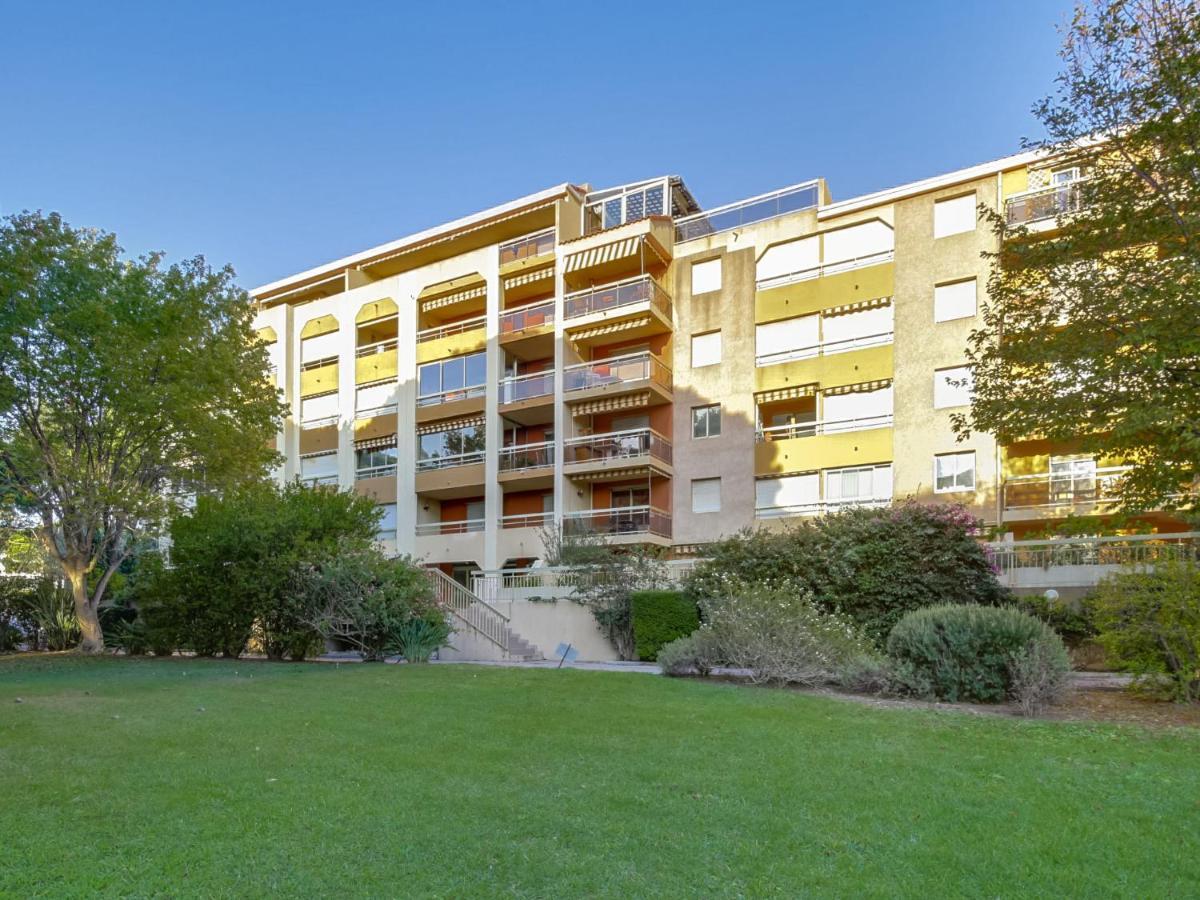Apartment Les Regates Hyères Extérieur photo