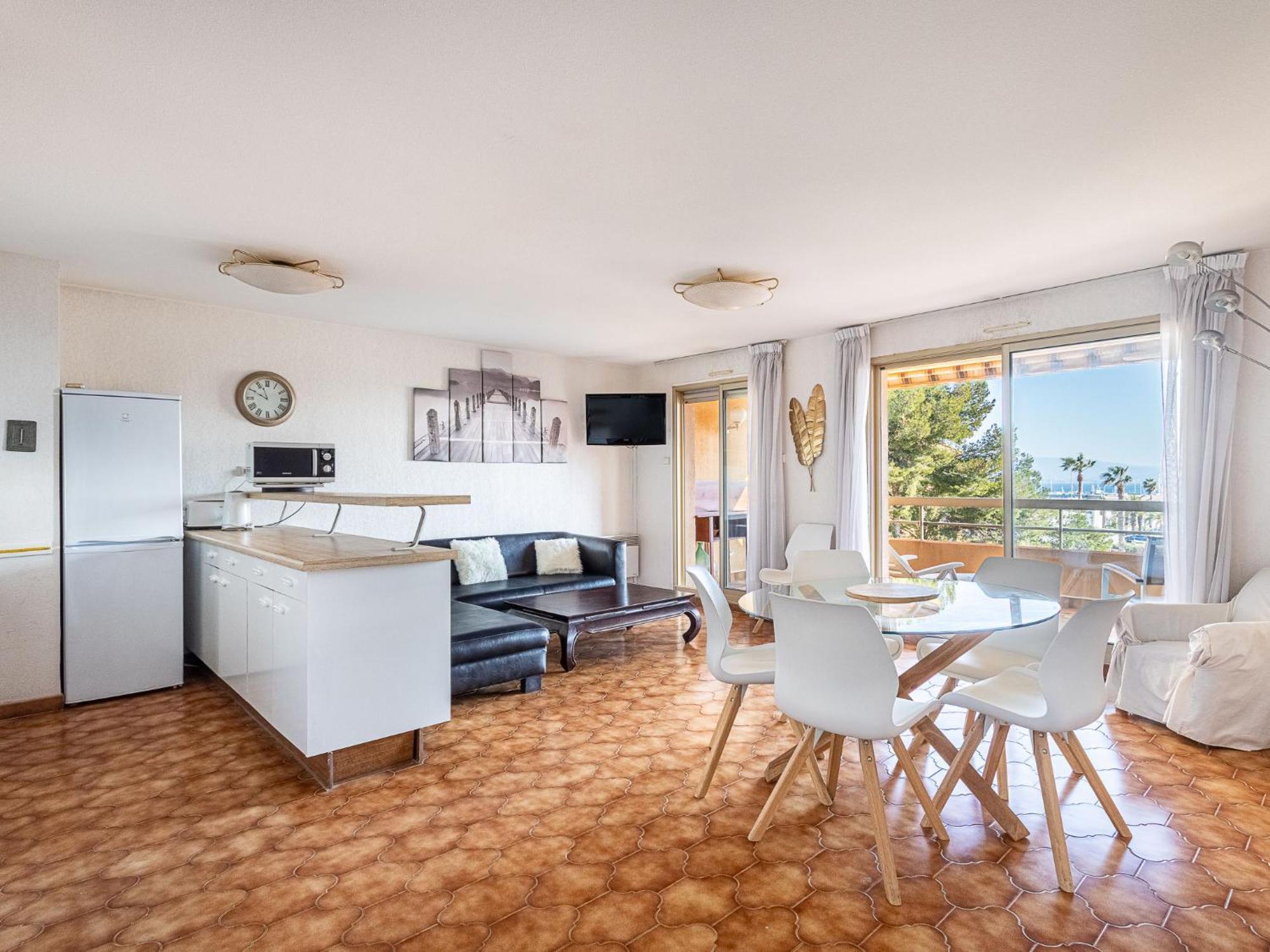 Apartment Les Regates Hyères Extérieur photo