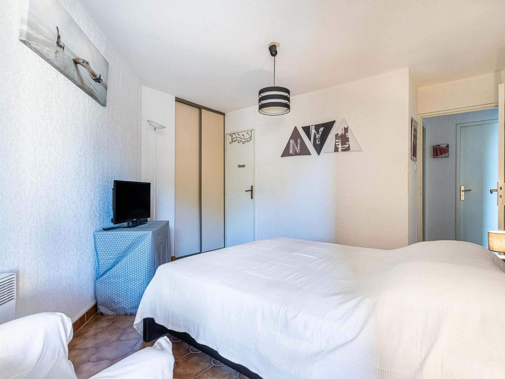 Apartment Les Regates Hyères Extérieur photo