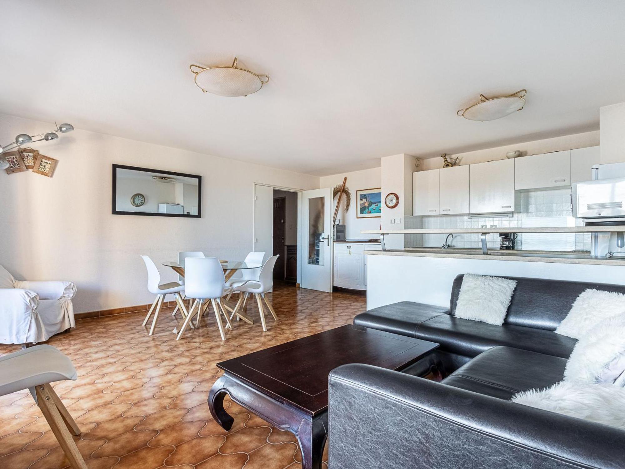 Apartment Les Regates Hyères Extérieur photo